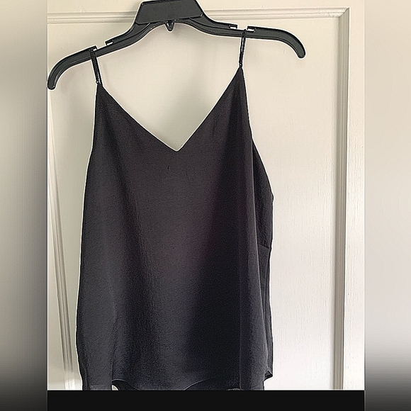 Express Women’s top - Picture 2 of 2